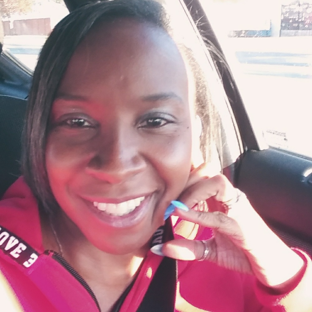 Meet your Posher, Ralisha